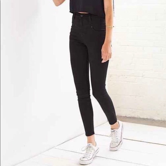 NEVER WORN BRANDY MELVILLE HIGH WAIST SKINNY JEANS - Picture 4 of 4
